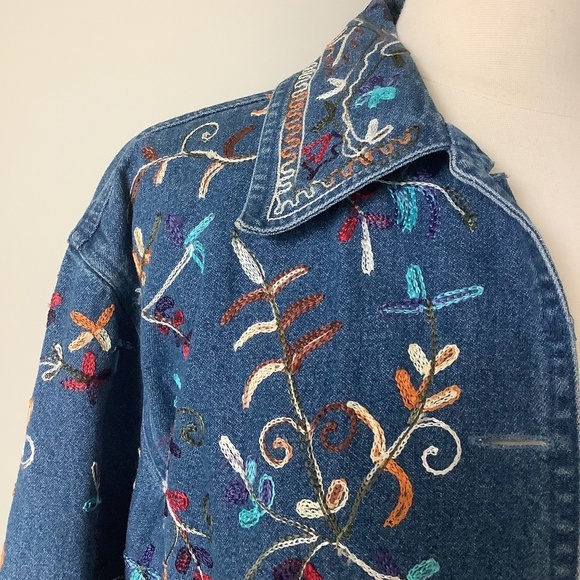 Vintage Embroidered Denim Jeans Jacket - Picture 4 of 16